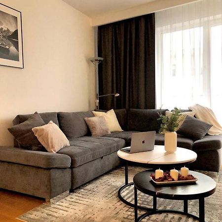 Apartaments Airport Okecie Premium Varsavia Esterno foto