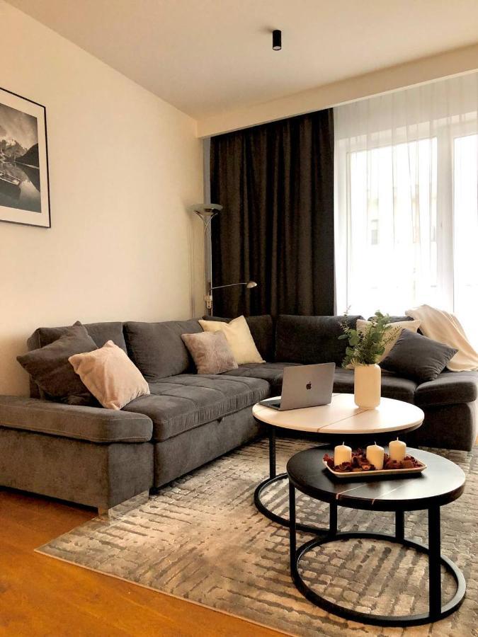 Apartaments Airport Okecie Premium Varsavia Esterno foto
