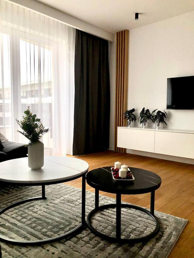 Apartaments Airport Okecie Premium Varsavia Esterno foto